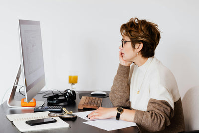 Desk Workers: 5 Daily Mobility Habits to Save Your Back & Neck